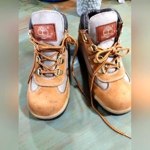 Timberland boys lace up boots, size 13, tan  and cream